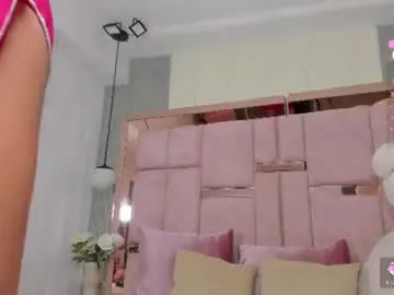 Emily_daarell  live sex cam
