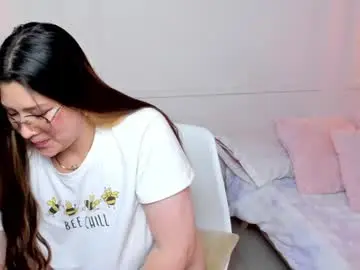 Emmarosses  live sex cam