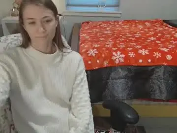 Katynowhere  live sex cam