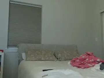 Katynowhere  live sex cam