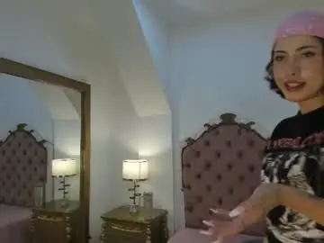 Kitty_iris_  live sex cam