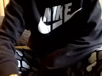 Kittysub6969  live sex cam