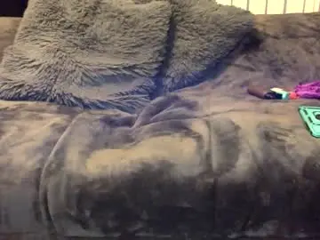 Kittysub6969  live sex cam