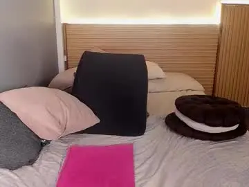 Megan_dreams1  live sex cam