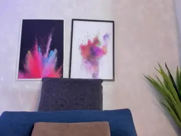 Mila_vegga  live sex cam