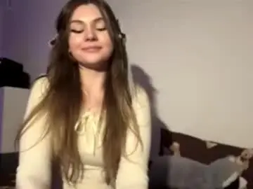 Millaloove  live sex cam