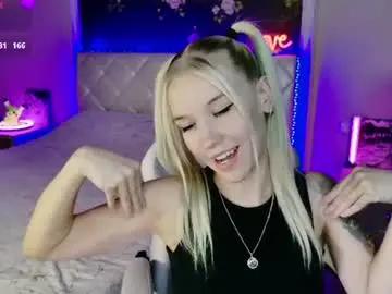 Naomihita  live sex cam