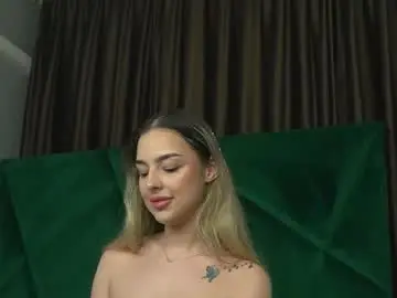 Scarletcoles  live sex cam