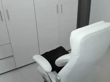 Stacy_woods  live sex cam