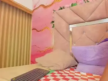 Sweet__luna__  live sex cam