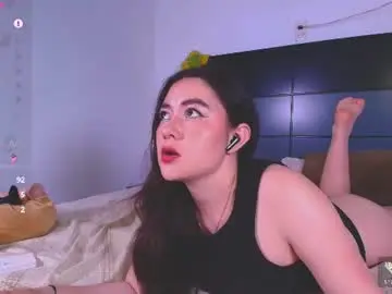 Tramptalesoflove  live sex cam