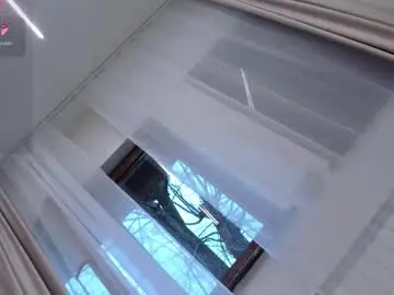 Yssaacher  live sex cam