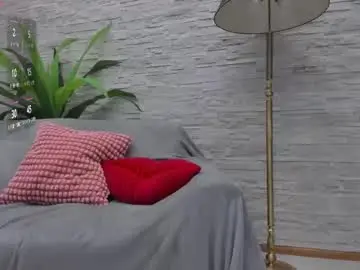 Yssaacher  live sex cam