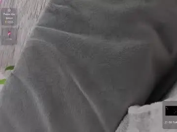 Yssaacher  live sex cam