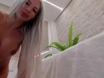Yssaacher  live sex cam