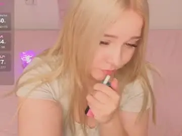 Amazongirls  live sex cam