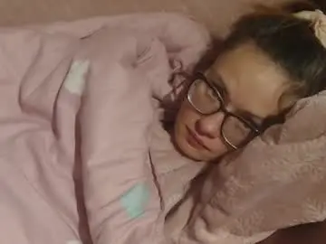 Candylady136  live sex cam