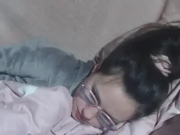 Candylady136  live sex cam