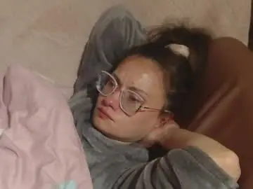 Candylady136  live sex cam