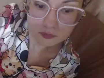 Candylady136  live sex cam