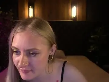 Dramaquenn  live sex cam