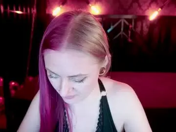 Dramaquenn  live sex cam