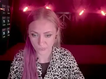 Dramaquenn  live sex cam