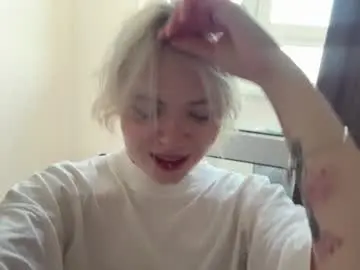 Emelymclane  live sex cam