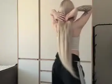 Emelymclane  live sex cam