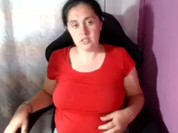 Hornyellaella  live sex cam