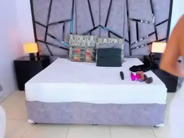 Jeinnovemontenegr0  live sex cam