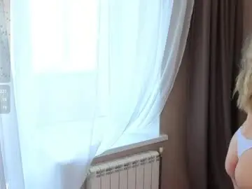 Kaneshacornick  live sex cam