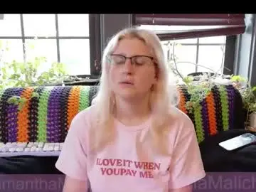 Kunzitegoddess  live sex cam