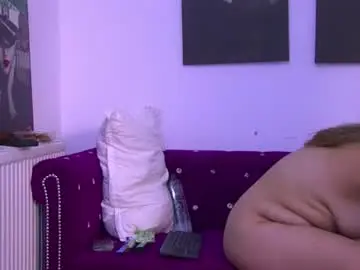 Kyra_adams  live sex cam