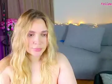 Lightkisss  live sex cam