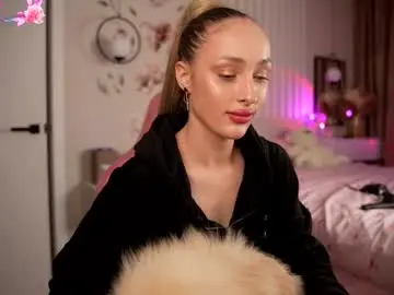 Mia_bellamy  live sex cam