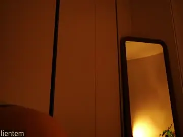 Ms_seductive  live sex cam