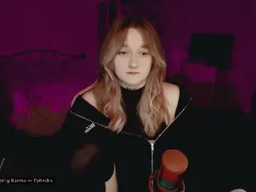 Raiingurl  live sex cam