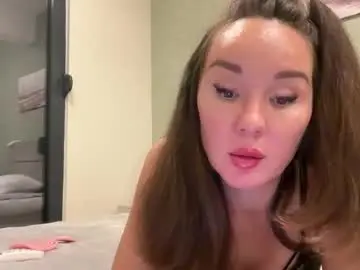 Samantafox555  live sex cam