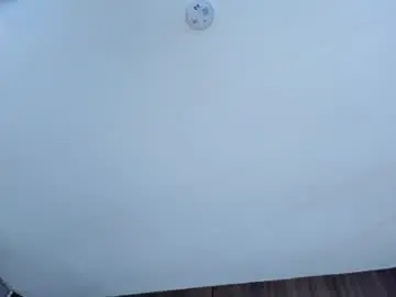 Saraycollins  live sex cam