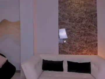 Valeriariverax  live sex cam