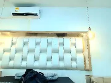 Azulmaveric  live sex cam