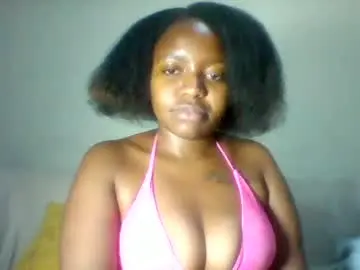 Cuvy_babe  live sex cam