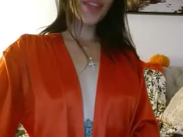 Dreamgirlsiren69  live sex cam