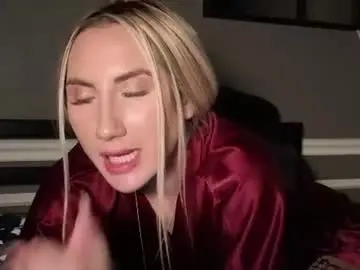 Estrella_cookie  live sex cam