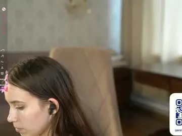 Hyper_trace  live sex cam