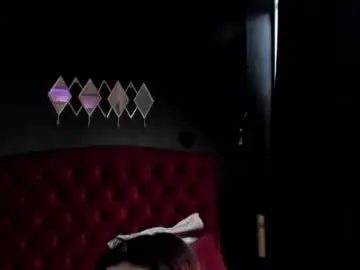 Laia_jonees  live sex cam