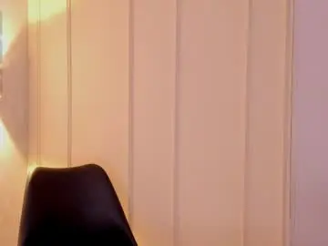 Mia_white11  live sex cam