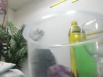 Miranda_vegaa  live sex cam