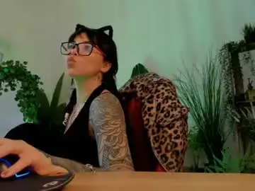 Neogeisha28  live sex cam